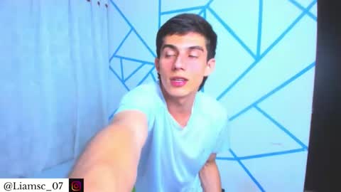 Snapshot of liam_scott77 chatting on November 2025 01:38:01 AM Liam scott77 online show from November 2025 01:38:01 AM