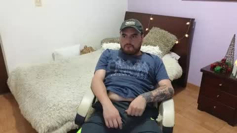 Lian online show from November 2025 02:12:02 AM