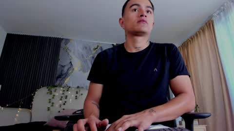 LiamDeep online show from May 2026 12:32:01 PM