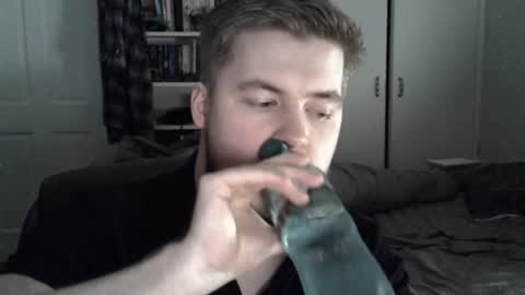 Liam Fox online show from November 2025 02:57:02 AM