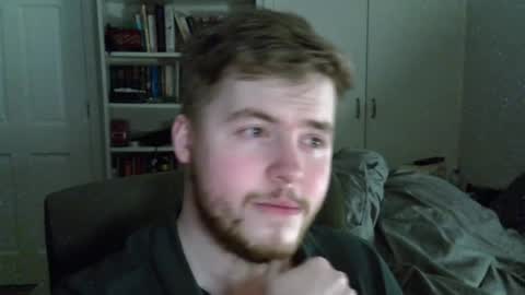 Snapshot of liamfoxx chatting on April 2026 01:43:01 AM Liam Fox online show from April 2026 01:43:01 AM