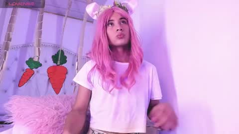 Snapshot of liamgrant_ chatting on April 2026 07:22:02 PM LIam online show from April 2026 07:22:02 PM