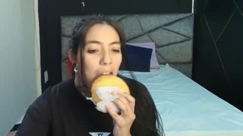 L I A M O N R O E online show from November 2025 11:36:02 AM