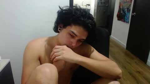 Snapshot of liamrides chatting on October 2025 02:41:02 AM liamrides online show from October 2025 02:41:02 AM