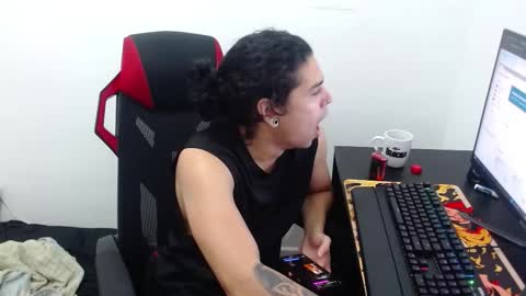 Snapshot of liamrides chatting on November 2025 11:48:01 PM liamrides online show from November 2025 11:48:01 PM