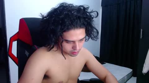 Snapshot of liamrides chatting on November 2025 01:11:01 AM liamrides online show from November 2025 01:11:01 AM