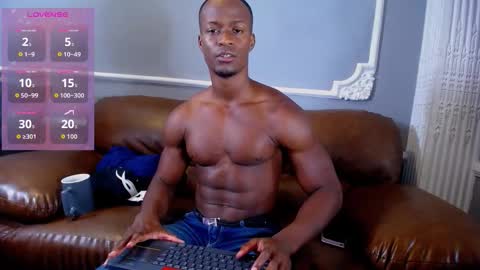 LiamRivers online show from November 2025 12:27:01 PM