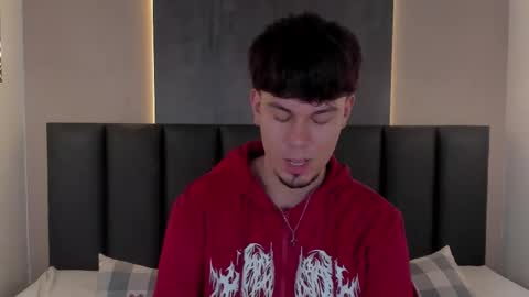 Snapshot of liamthunder05_ chatting on November 2025 03:01:02 AM Liam Thunder online show from November 2025 03:01:02 AM