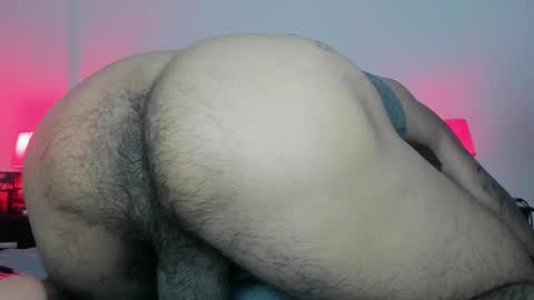 liamtrevor online show from November 2025 08:00:01 PM