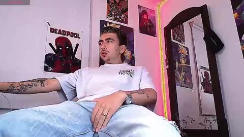 Snapshot of liamty_luxor chatting on October 2025 01:58:01 AM Liam online show from October 2025 01:58:01 AM