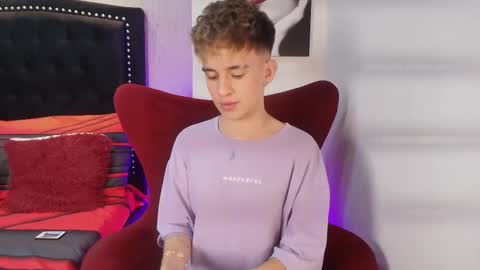 liam online show from September 2025 04:36:02 AM