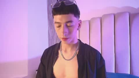 lian_cameron online show from June 2026 03:31:01 AM