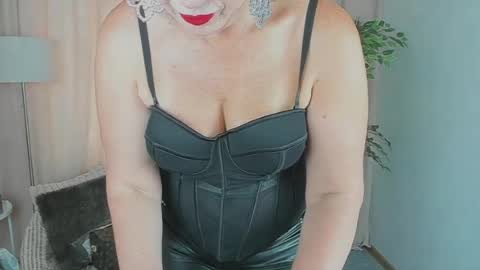 Liana online show from June 2026 07:32:02 AM