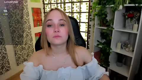Snapshot of liana_bright chatting on March 2025 02:07:02 AM Liana online show from March 2025 02:07:02 AM