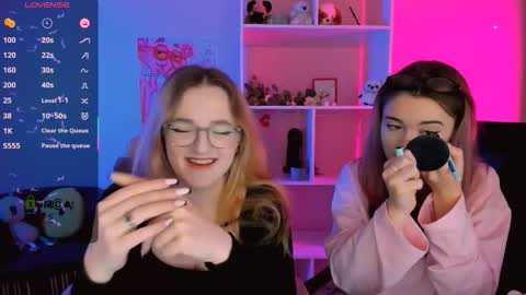 Snapshot of liana_kisses chatting on September 2025 07:19:02 PM Little Liana online show from September 2025 07:19:02 PM