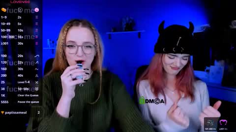 Snapshot of liana_kisses chatting on October 2025 07:22:02 PM Little Liana online show from October 2025 07:22:02 PM