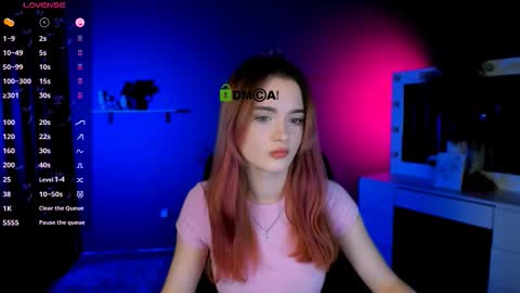 Snapshot of liana_kisses chatting on October 2025 07:01:02 PM Little Liana online show from October 2025 07:01:02 PM