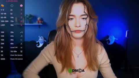 Snapshot of liana_kisses chatting on October 2025 07:35:02 PM Little Liana online show from October 2025 07:35:02 PM