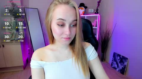 Liana online show from April 2026 02:14:01 AM