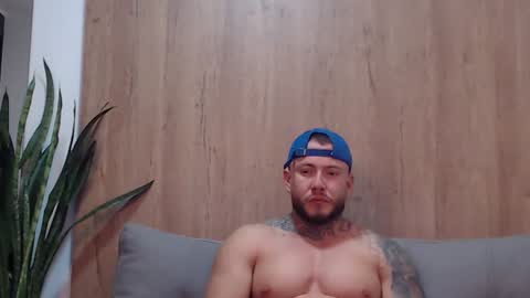 Snapshot of lianjones9 chatting on January 2025 09:08:02 PM lianjones9 online show from January 2025 09:08:02 PM