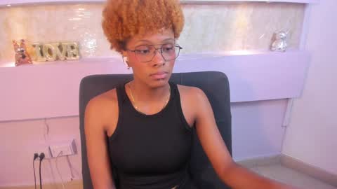 Snapshot of liannadixon chatting on December 2024 05:33:01 PM LiannaDixon online show from December 2024 05:33:01 PM