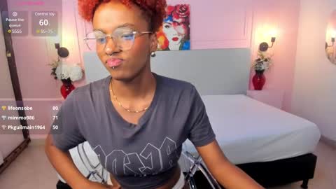 Snapshot of liannadixon chatting on February 2025 05:24:02 PM LiannaDixon online show from February 2025 05:24:02 PM