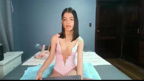 Snapshot of liaortiz69 chatting on January 2025 11:27:01 PM LiaOrtiz online show from January 2025 11:27:01 PM