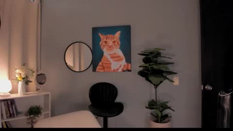 Lia online show from November 2025 02:06:02 PM