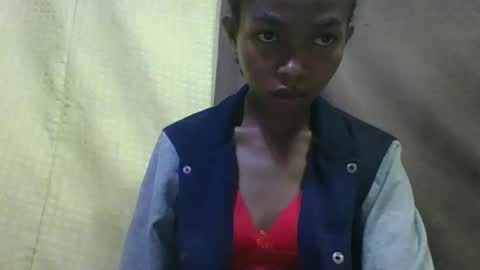 Snapshot of liaraisha chatting on September 2025 06:48:01 AM liaraisha online show from September 2025 06:48:01 AM