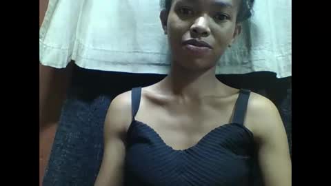 Snapshot of liaraisha chatting on October 2025 07:51:02 AM liaraisha online show from October 2025 07:51:02 AM