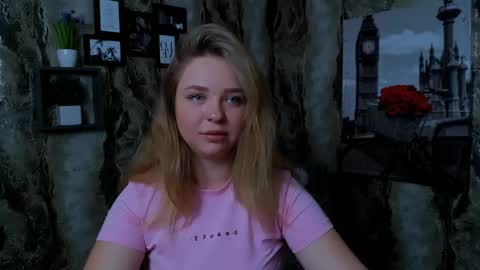 Snapshot of liaralime_ chatting on June 2026 07:32:02 AM Liara online show from June 2026 07:32:02 AM
