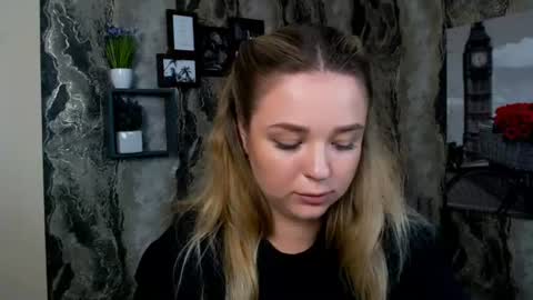 Snapshot of liaralime_ chatting on June 2026 10:15:01 AM Liara online show from June 2026 10:15:01 AM