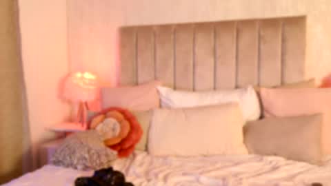Liora online show from April 2026 09:20:02 PM