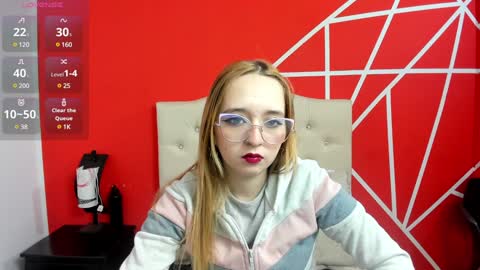 Snapshot of liaroberts1 chatting on January 2025 12:03:02 PM Lia Roberts online show from January 2025 12:03:02 PM