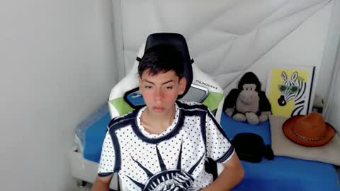 Snapshot of liarr_ chatting on February 2026 08:47:01 PM LIAR online show from February 2026 08:47:01 PM