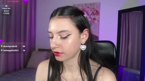 Snapshot of liawhite_x chatting on January 2025 04:17:02 PM lia online show from January 2025 04:17:02 PM