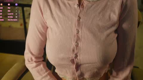 Snapshot of libbyshepard chatting on September 2025 09:18:01 PM Elena online show from September 2025 09:18:01 PM