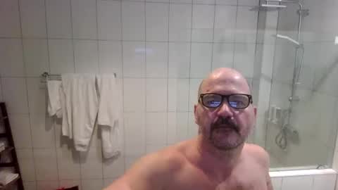 Cockcentric online show from October 2025 08:14:01 AM