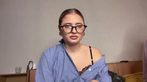 Snapshot of librelover chatting on November 2025 01:00:02 PM librelover online show from November 2025 01:00:02 PM