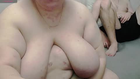 Snapshot of licablack chatting on December 2025 03:08:01 PM LicaBlack online show from December 2025 03:08:01 PM