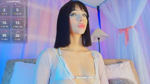 Snapshot of liccy_hall chatting on April 2026 11:40:01 AM Valentina Hall online show from April 2026 11:40:01 AM