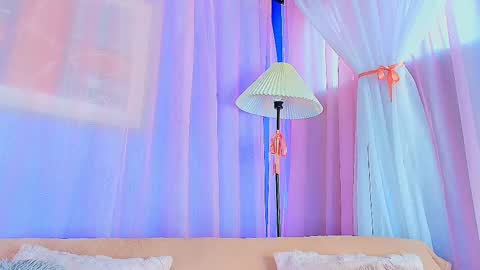Snapshot of liccy_hall chatting on April 2026 11:41:01 AM Valentina Hall online show from April 2026 11:41:01 AM