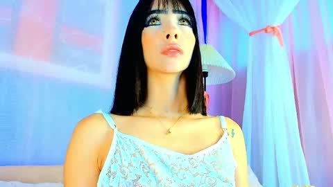 Snapshot of liccy_hall chatting on April 2026 11:47:02 AM Valentina Hall online show from April 2026 11:47:02 AM