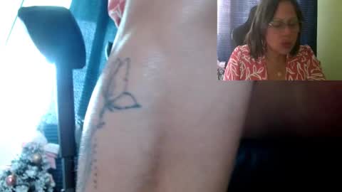 Snapshot of licenciada_ann chatting on January 2025 02:21:02 PM Milf Ann Latina online show from January 2025 02:21:02 PM