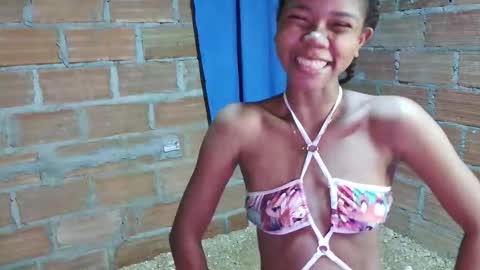 Snapshot of liciiacute chatting on November 2025 09:17:01 PM lucia online show from November 2025 09:17:01 PM