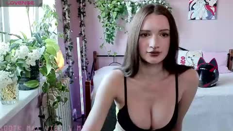 Welcome guys in my room Im Claire online show from May 2026 12:54:02 PM