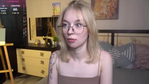 Snapshot of lidiaklemencic chatting on November 2025 07:14:02 PM Ann online show from November 2025 07:14:02 PM