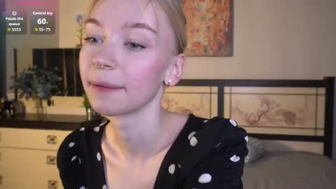 Snapshot of lidiaklemencic chatting on November 2025 08:09:01 PM Ann online show from November 2025 08:09:01 PM