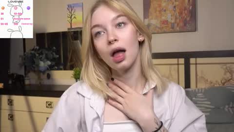 Snapshot of lidiaklemencic chatting on November 2025 07:02:02 PM Ann online show from November 2025 07:02:02 PM