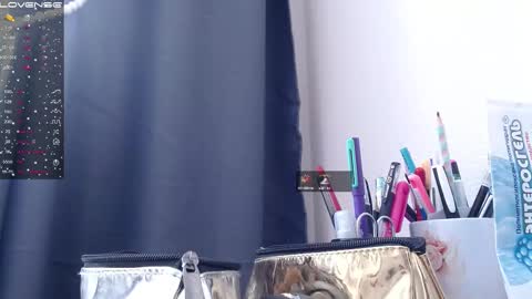 light_lunaa online show from February 2025 07:23:01 AM